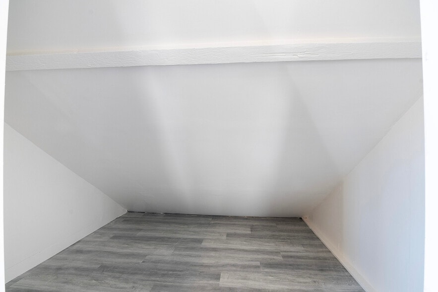 More Photos Of 1732 N Wilton Pl, Los Angeles Apartments For Sale