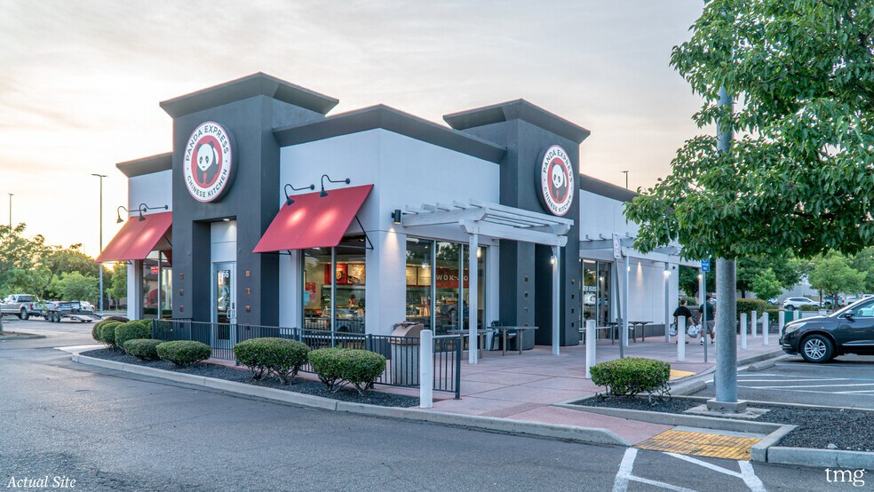 More Photos Of 966 Dana Dr, Redding Fast Food For Sale