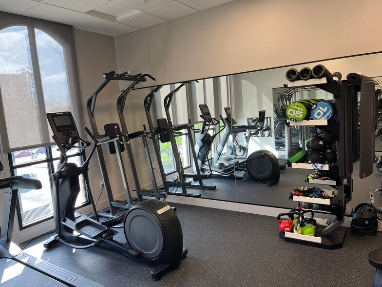 More Photos Of 1098 Lincoln Ave, San Jose Loft Creative Space For Lease