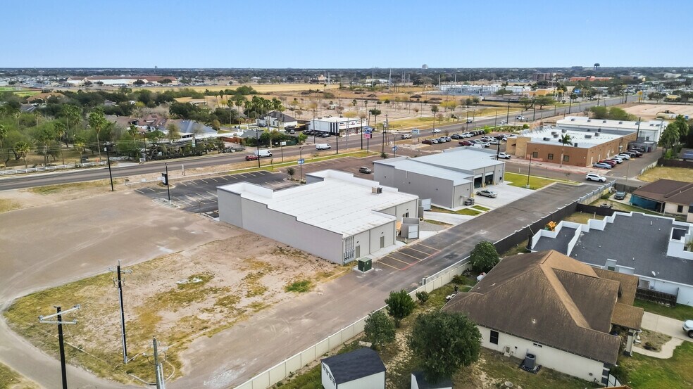 More Photos Of 4217 Pecan Blvd, McAllen General Retail For Lease
