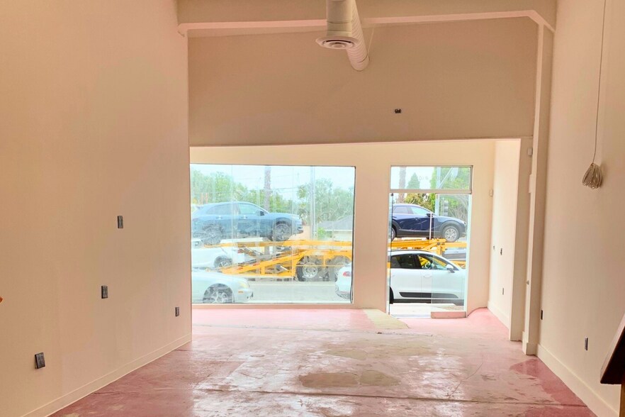 More Photos Of 10871-10885 Washington Blvd, Culver City Storefront Retail Office For Lease
