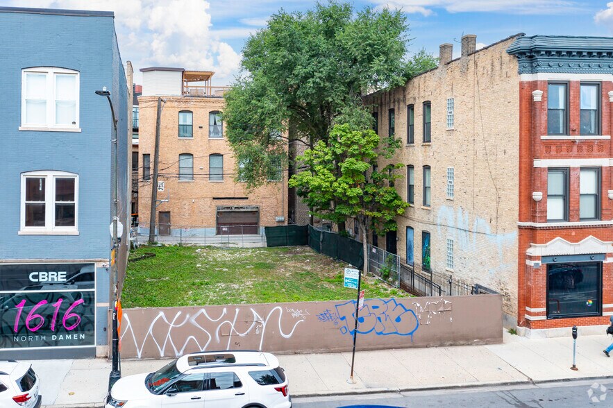 More Photos Of 1624 N Damen Ave, Chicago Storefront For Lease