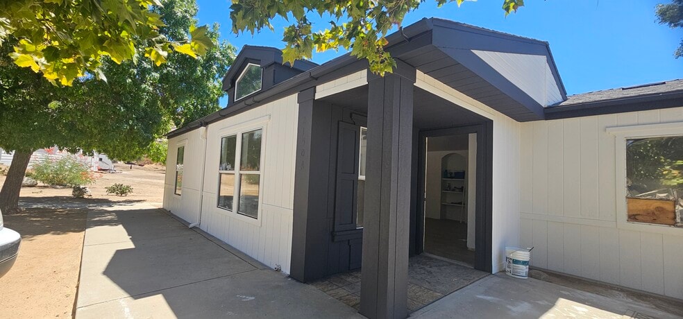 More Photos Of 2100 S State St, Hemet Rehabilitation Center For Sale