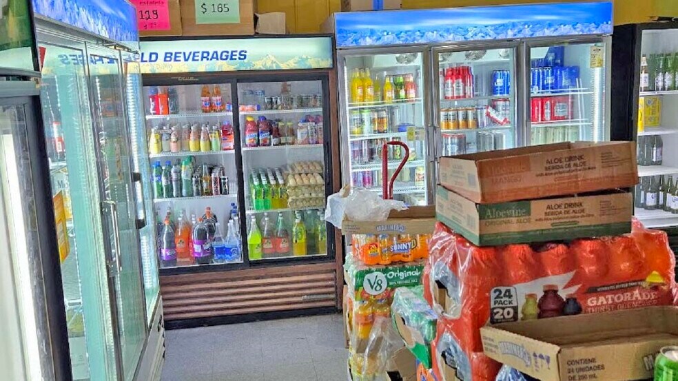 More Photos Of 554 Bragg St, Sanford General Retail For Sale