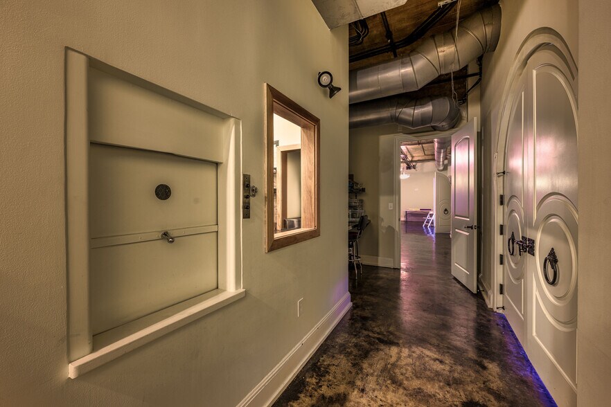 More Photos Of 255 Broad St., Kingsport General Retail For Sale