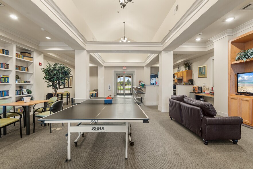 More Photos Of 1500 S Avenue K, Portales Multifamily For Sale