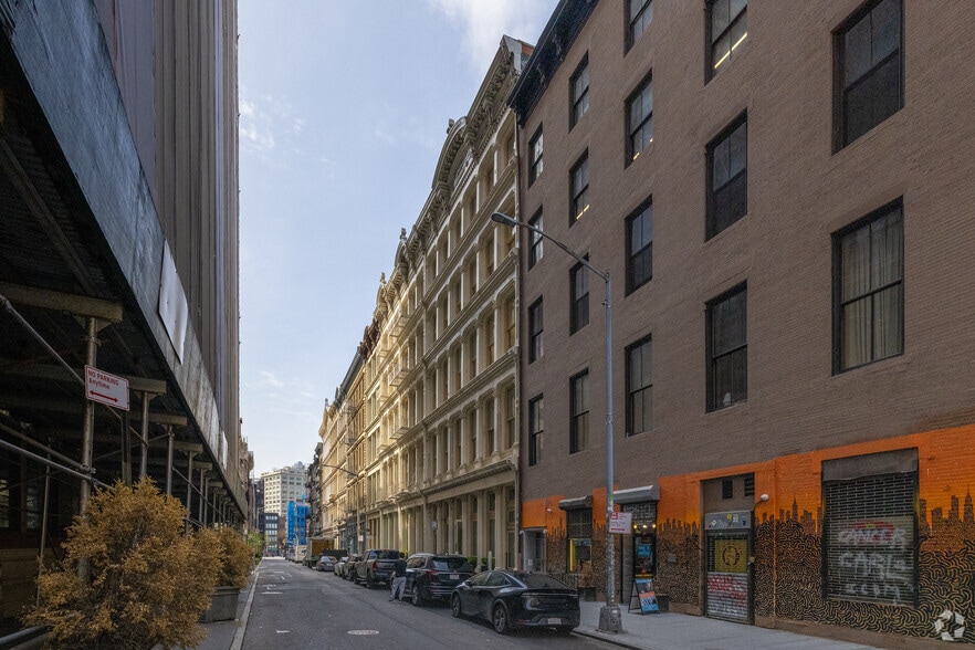 More Photos Of 64-66 White St, New York Loft Creative Space For Sale