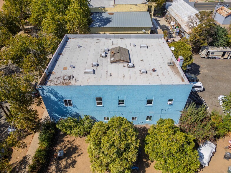 More Photos Of 3882 Washington Ave, Le Grand Apartments For Sale