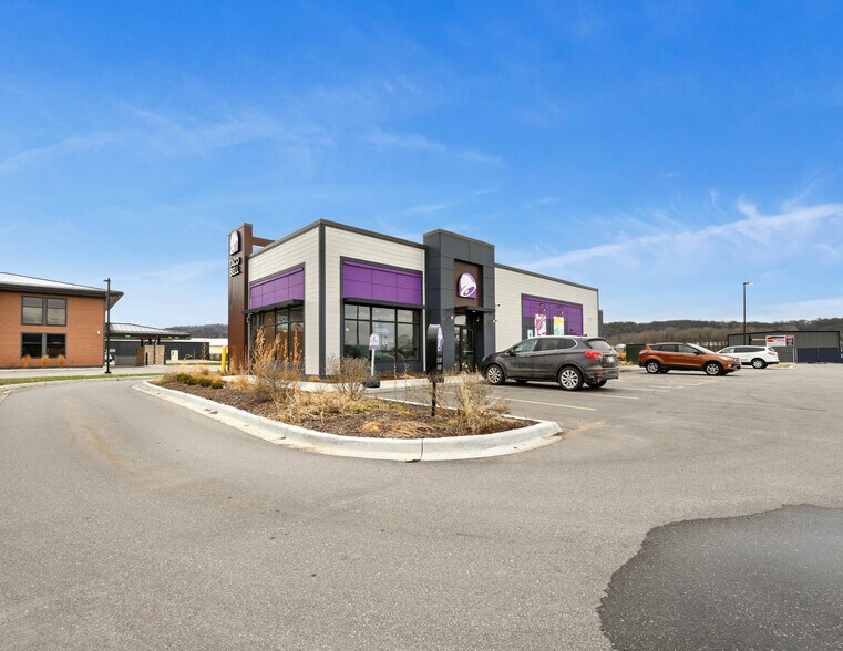 More Photos Of 37496 US Highway 18, Prairie Du Chien Fast Food For Sale