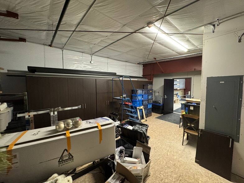 More Photos Of 645 Sandpiper Trl, Cottage Grove Warehouse For Sale