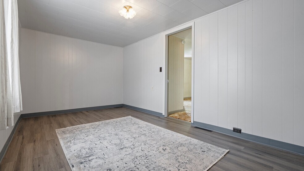 More Photos Of 1201 Oakridge Rd, Mc Donald Industrial For Sale