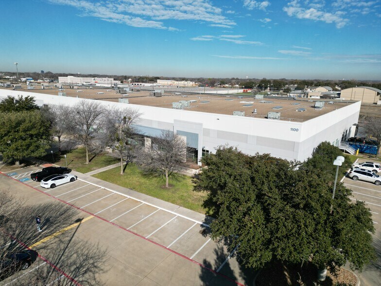 More Photos Of 1100 Klein Rd, Plano Warehouse For Lease