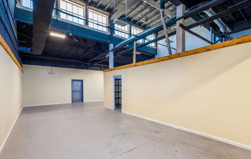 More Photos Of 17 Hayward St, Ipswich Manufacturing For Lease