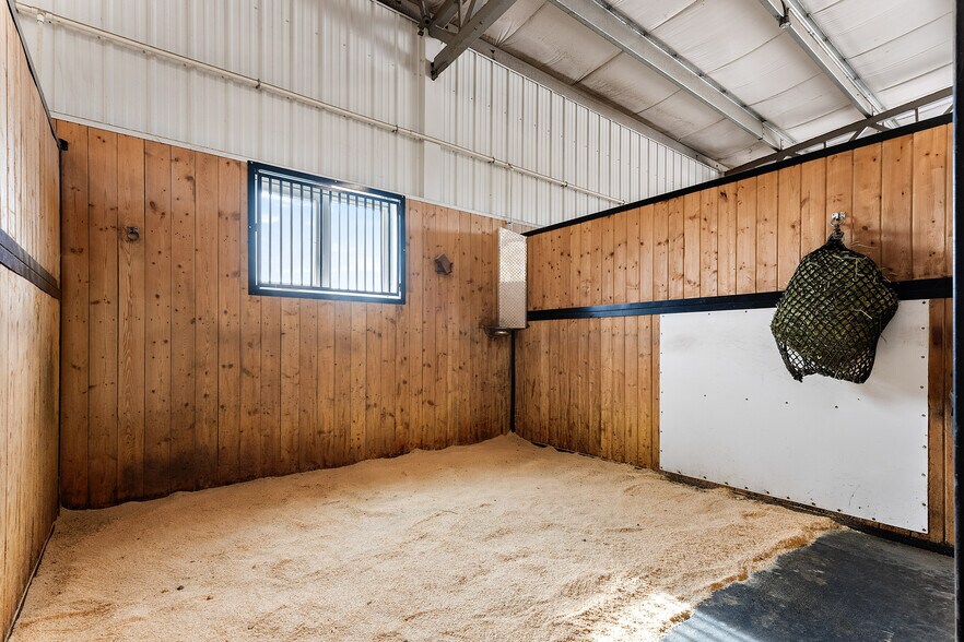 More Photos Of 3245 Township Road 292, Madden Horse Stables For Sale