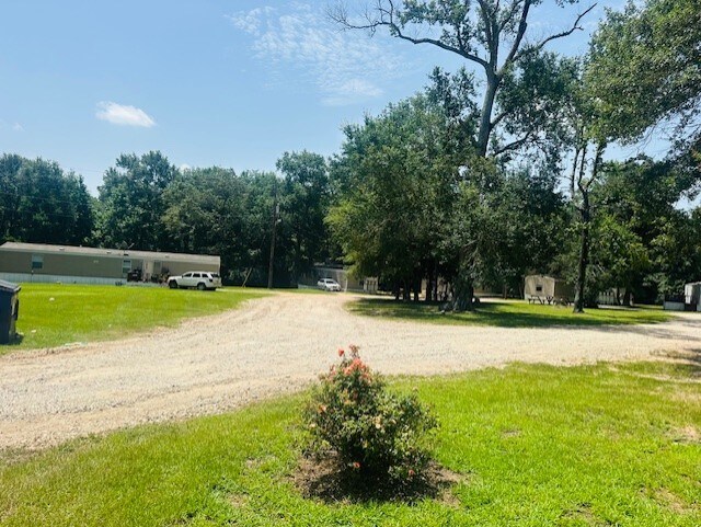 More Photos Of 16963 Interstate 45 N, Willis Land For Sale