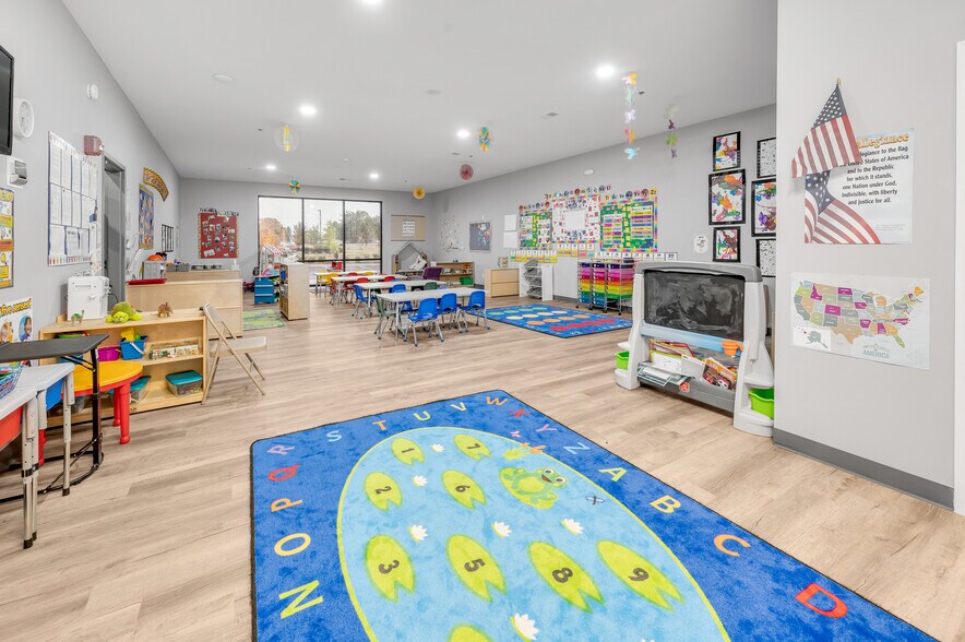 More Photos Of 101 Fairfield Dr, Nicholasville Daycare Center For Sale