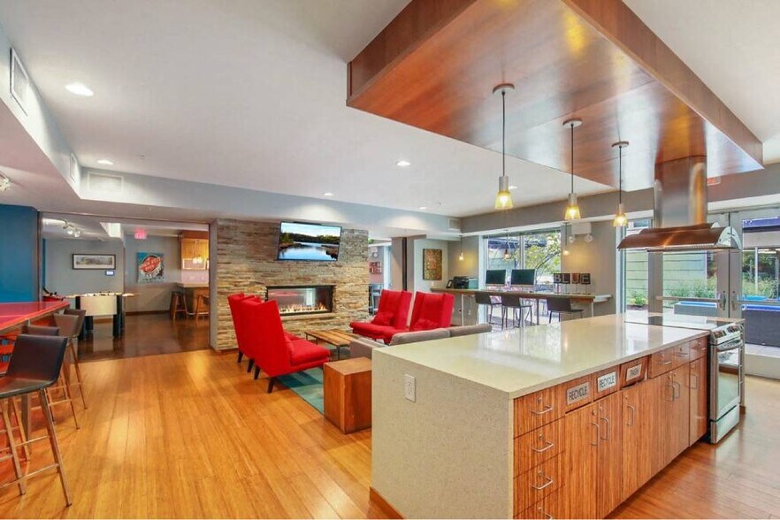 More Photos Of 2922 Aldrich Ave S, Minneapolis Apartments For Lease