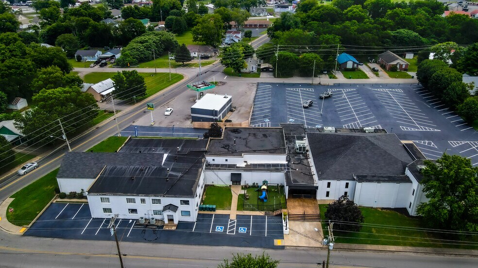 More Photos Of 310 Coles Ferry Pike, Lebanon Religious Facility For Lease
