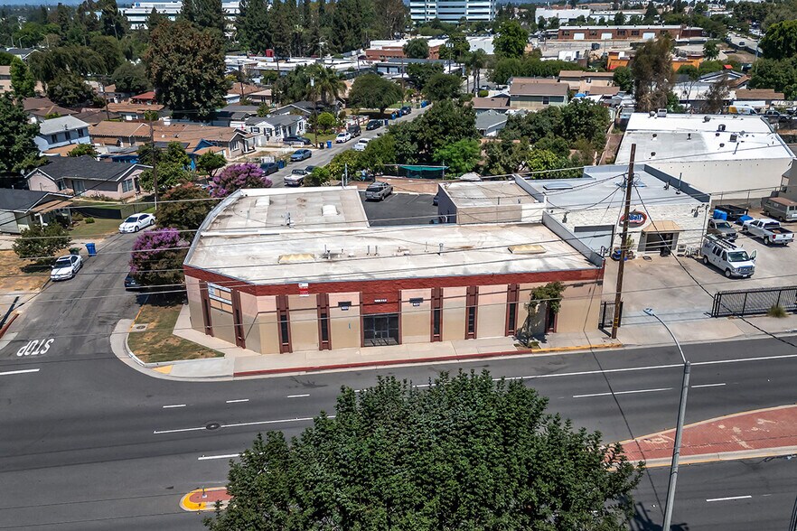More Photos Of 12561-12563 Persing Dr, Whittier Showroom For Sale