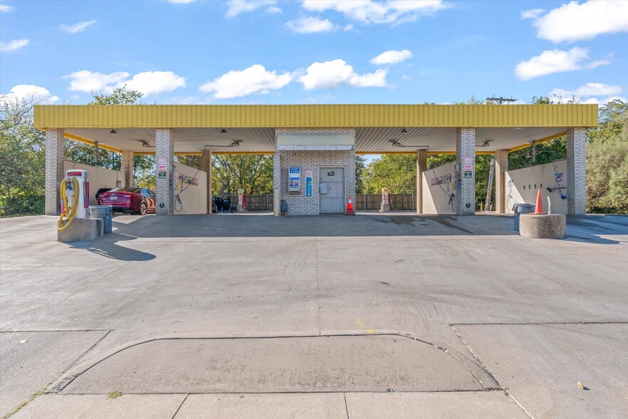 More Photos Of 3937 Lee St, Greenville Carwash For Sale