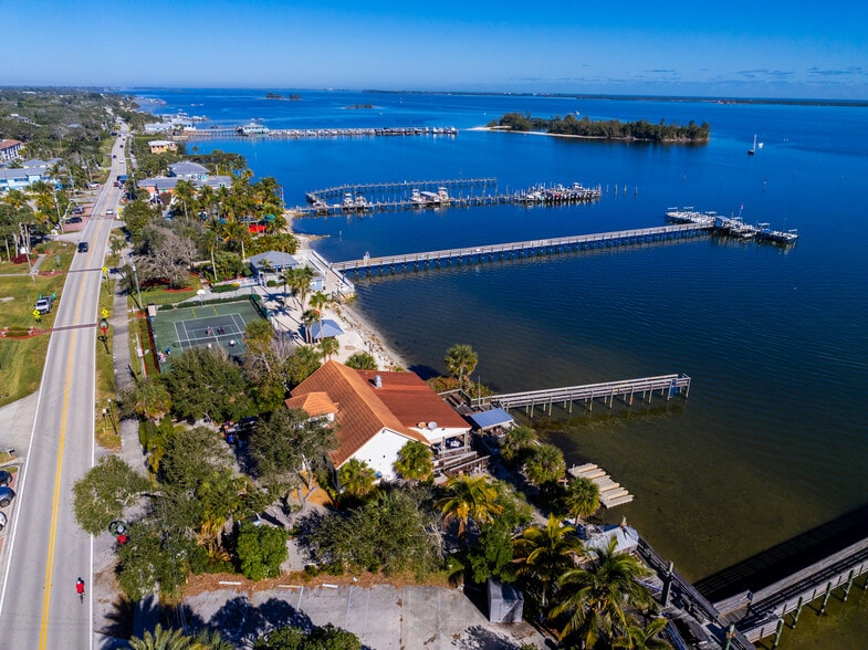 More Photos Of 1550 Indian River Dr, Sebastian Restaurant For Sale