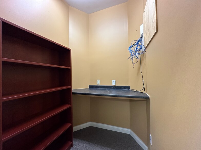 More Photos Of 1246 Old State Route 74, Batavia Storefront Retail Office For Lease