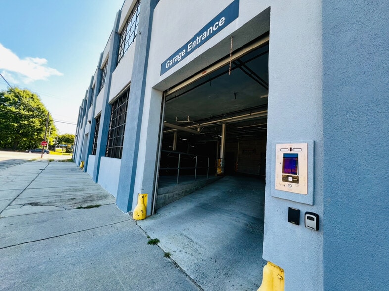 More Photos Of 1001 Monticello Ave, Norfolk Apartments For Lease