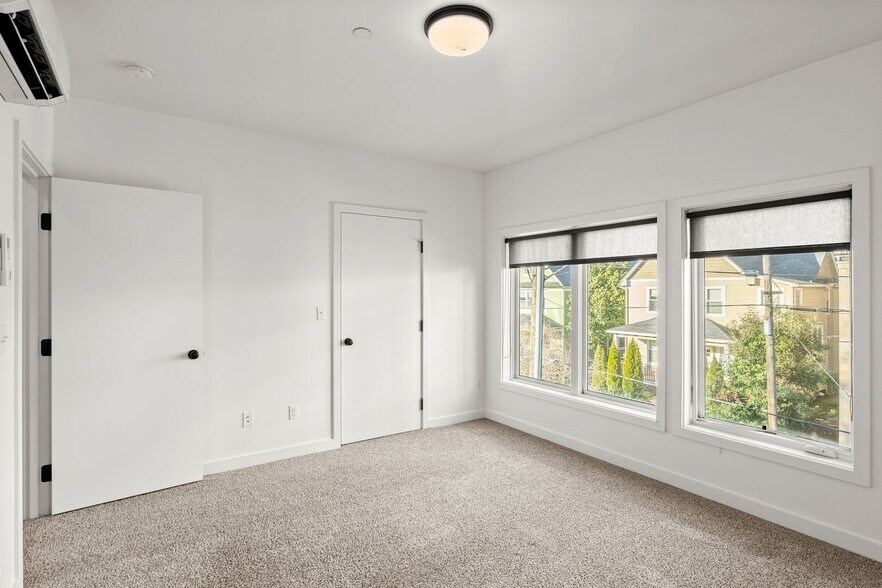 More Photos Of 3037-3041 N Williams Ave, Portland Apartments For Lease