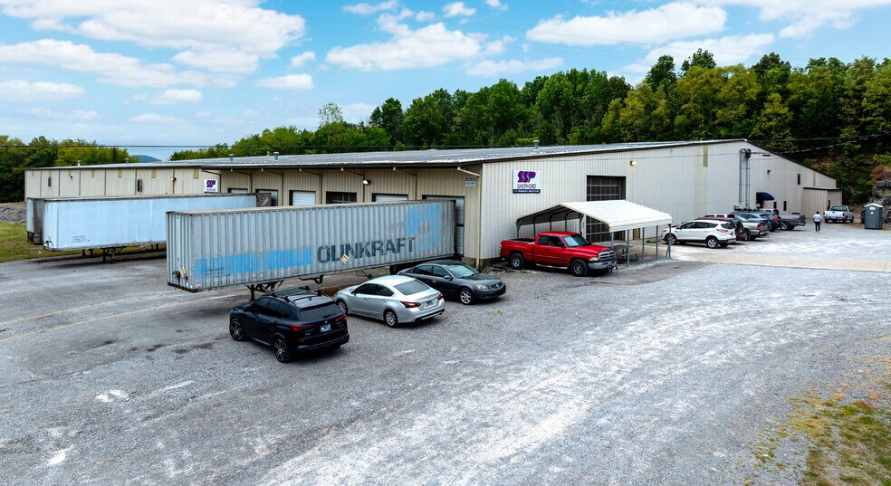 More Photos Of 112 Tennessee Blvd, Watertown Manufacturing For Sale