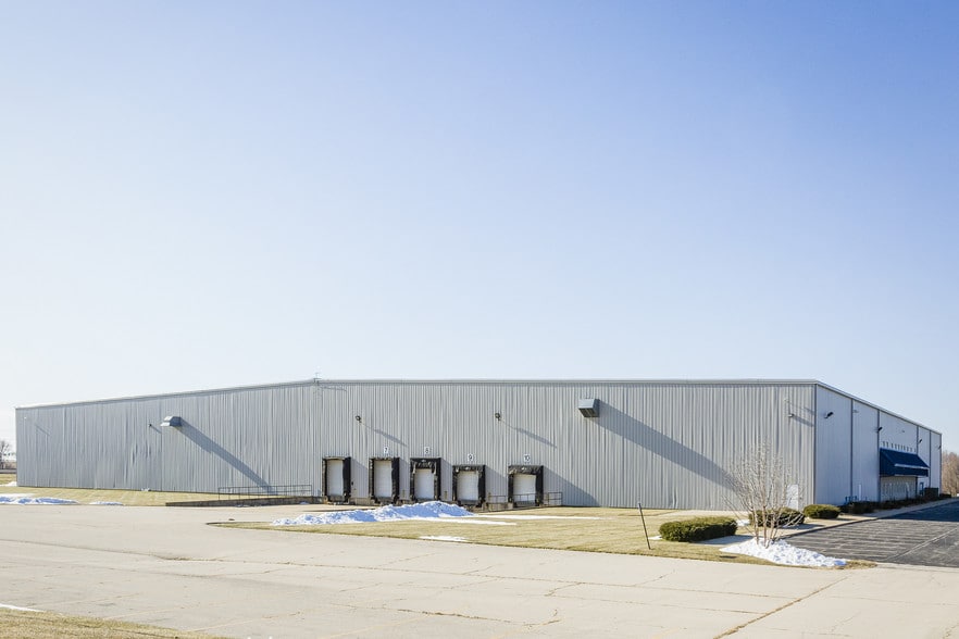 More Photos Of 1805 Industrial Ct, Belvidere Warehouse For Lease