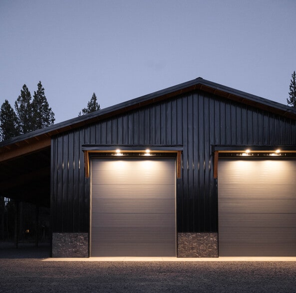 More Photos Of 56522 Solar Dr, Bend Contractor Storage Yard For Sale