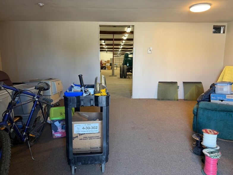 More Photos Of 354 S East Ave, Kankakee Office For Sale