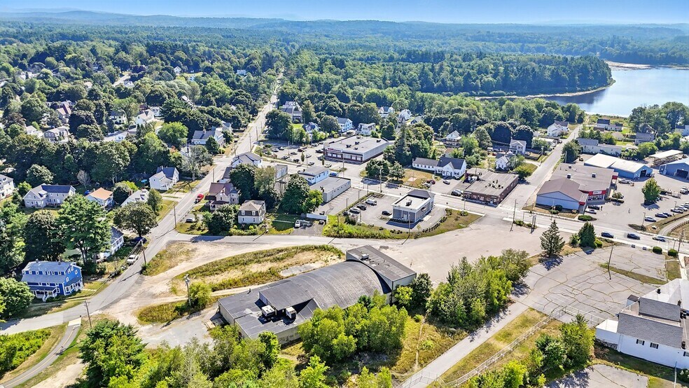More Photos Of 250 Central St, Winchendon Drugstore For Lease