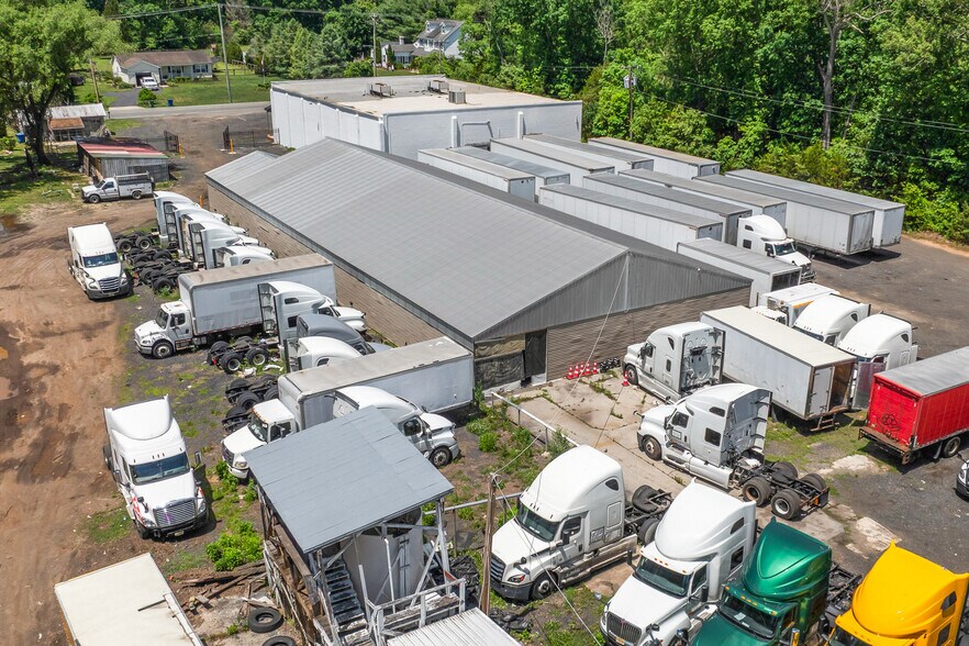 More Photos Of 2660 Main Rd, Franklinville Contractor Storage Yard For Sale