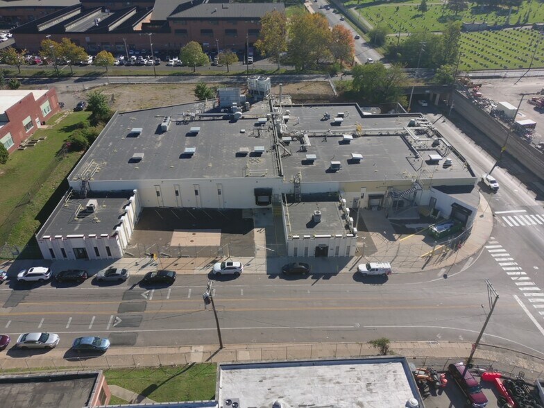 More Photos Of 4001 N American St, Philadelphia Warehouse For Lease