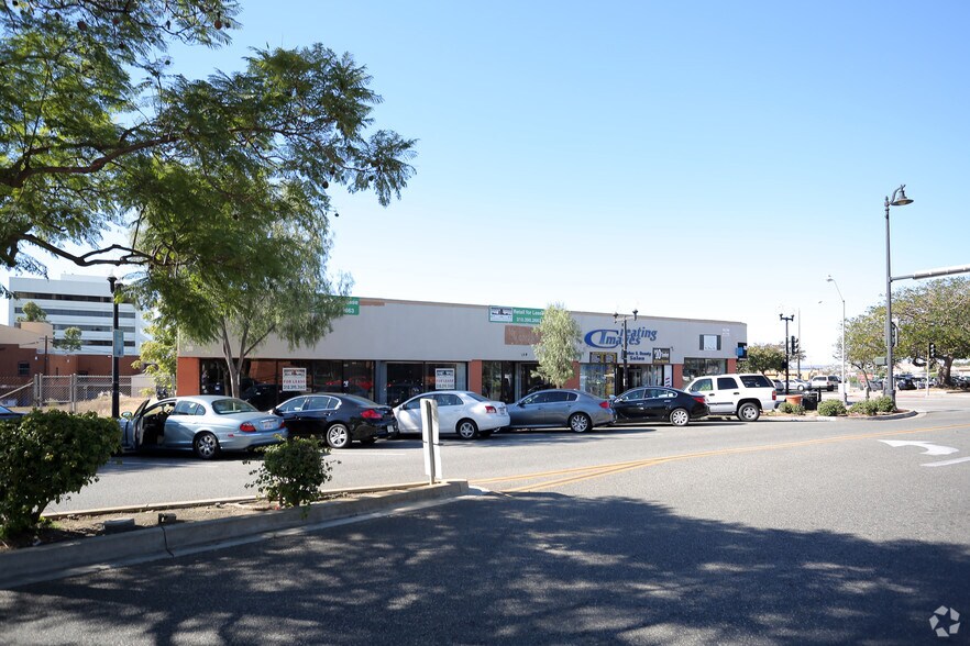 More Photos Of 157-167 N Market St, Inglewood Unknown For Lease