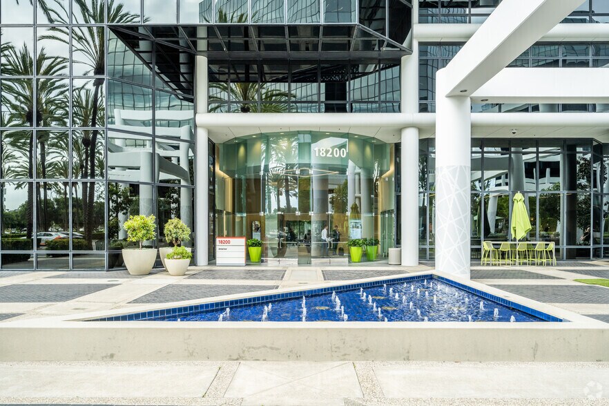 More Photos Of 18400 Von Karman Ave, Irvine Office For Lease