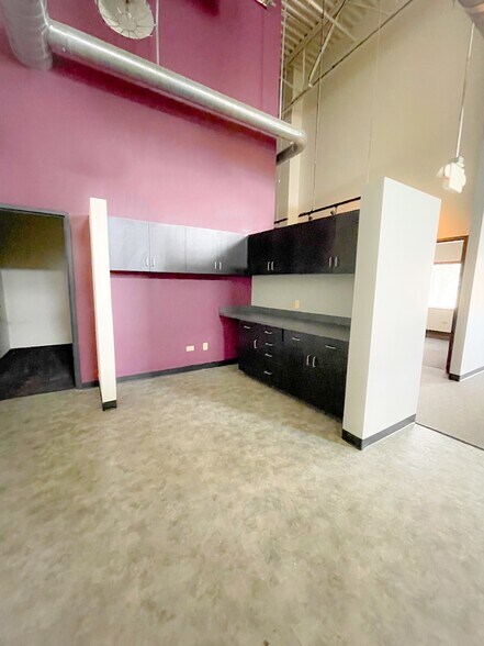 More Photos Of 1201 Teal Ave, Peotone Manufacturing For Lease