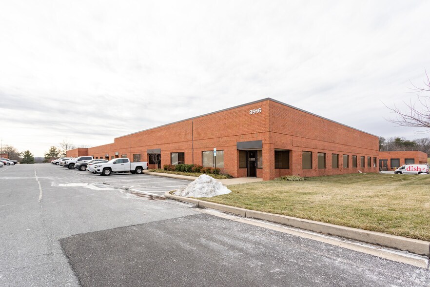 More Photos Of 1500 Caton Center Dr, Arbutus Unknown For Lease