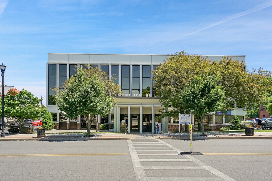 More Photos Of 1940 Commerce St, Yorktown Heights Office For Lease