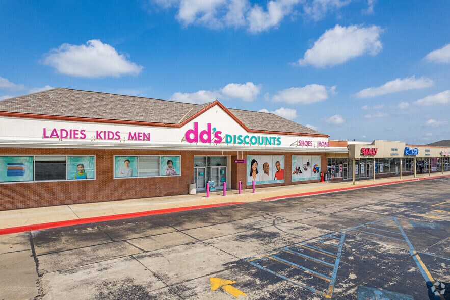 More Photos Of 9010-9048 Mansfield Rd, Shreveport Unknown For Lease