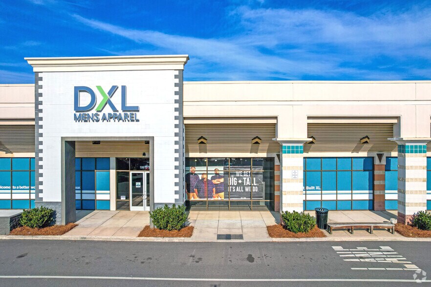 More Photos Of 10610 Centrum Pky, Pineville General Retail For Lease