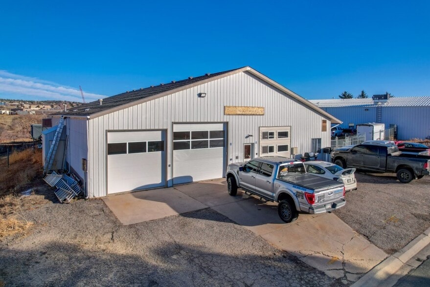 More Photos Of 1810 Park St, Castle Rock Flex For Sale