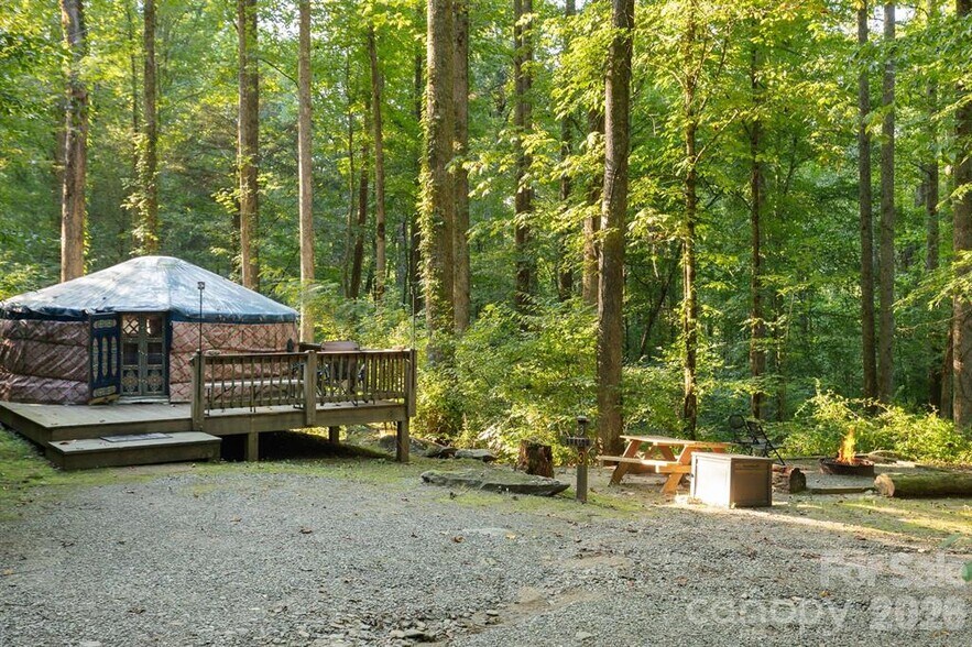 More Photos Of 504 Mountain View School Rd, Robbinsville Hotel For Sale