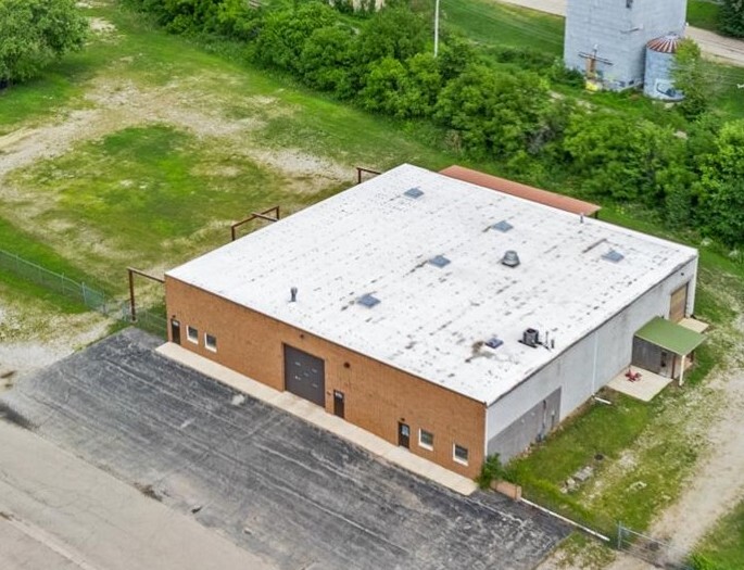 Primary Photo Of 174 S Harrison St, Oswego Storefront Retail Office For Lease