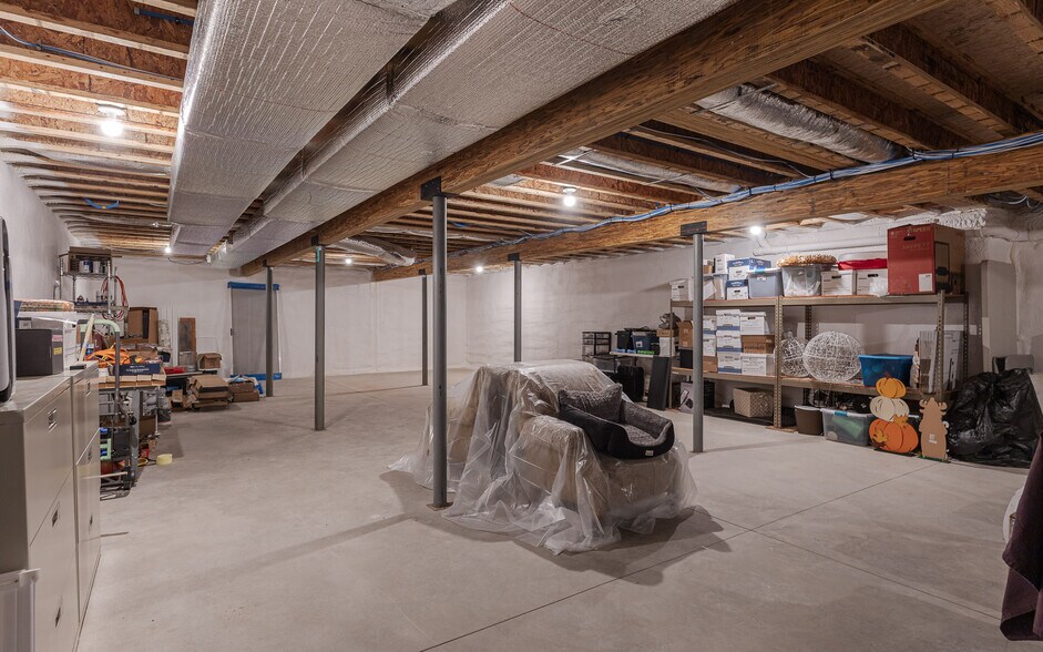 More Photos Of 6 Ames Plaza Ln, Walpole Office For Sale