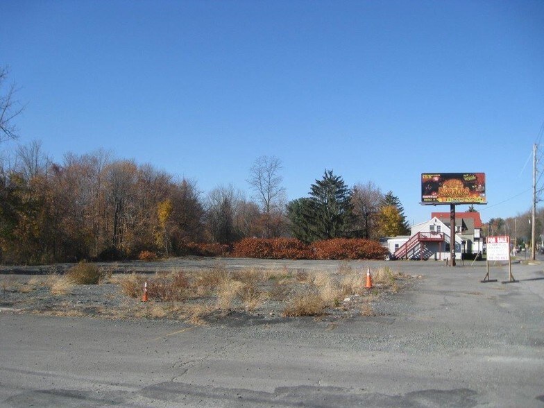 More Photos Of 128-130 Main Ave, Wynantskill Land For Sale