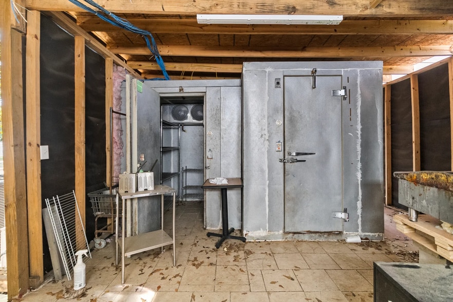 More Photos Of 1399 FM 1791 Rd, Huntsville Restaurant For Sale