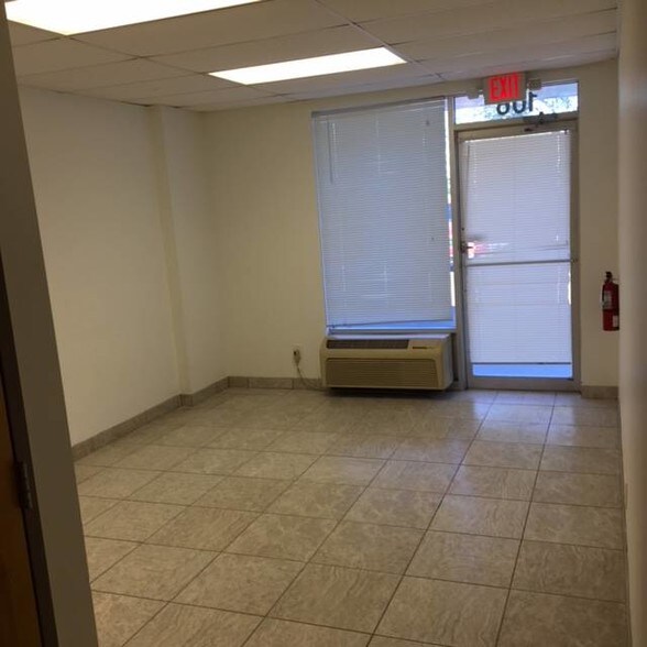 More Photos Of 202 Palmetto St, Orlando Industrial For Lease