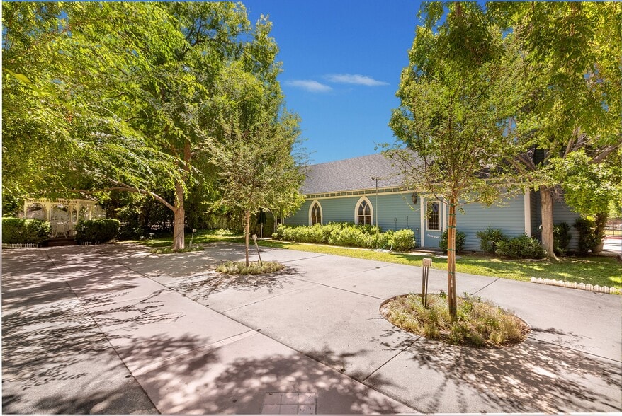 More Photos Of 2064 Orange Tree Ln, Redlands Lodge Meeting Hall For Sale